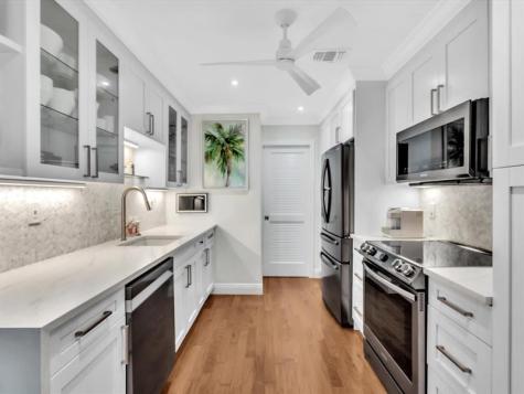 5 Middlesex Drive Wilton Manors FL 33305