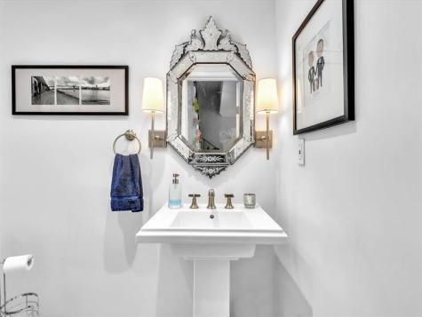 5 Middlesex Drive Wilton Manors FL 33305