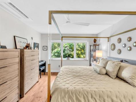 5 Middlesex Drive Wilton Manors FL 33305