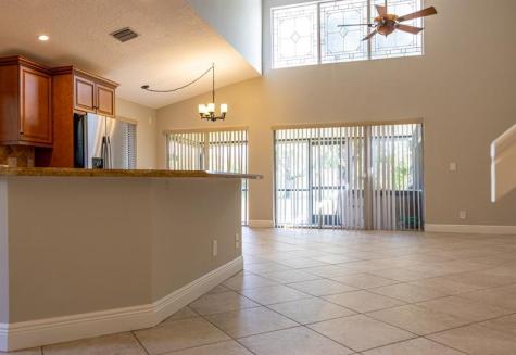7326 Pinewalk Drive Pompano Beach FL 33063