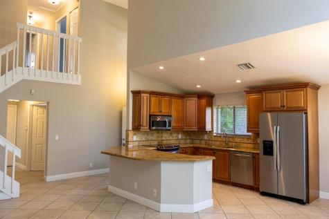 7326 Pinewalk Drive Pompano Beach FL 33063