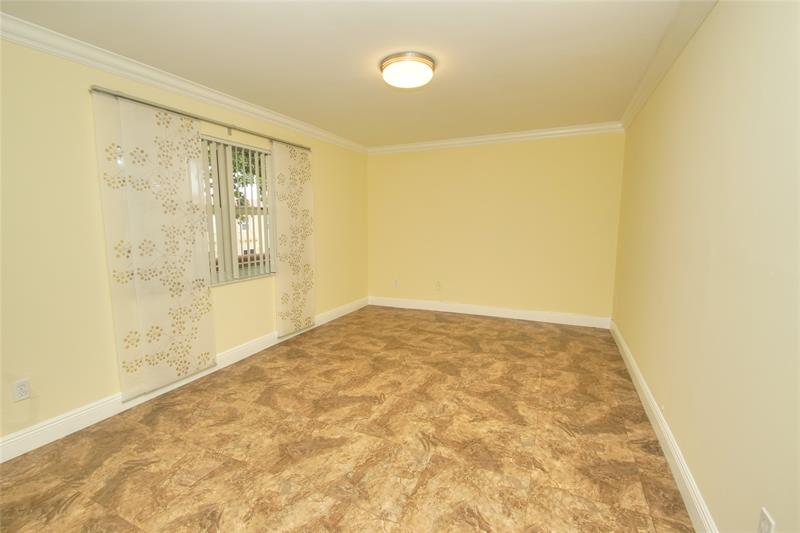 10762 La Placida Drive Coral Springs FL 33065