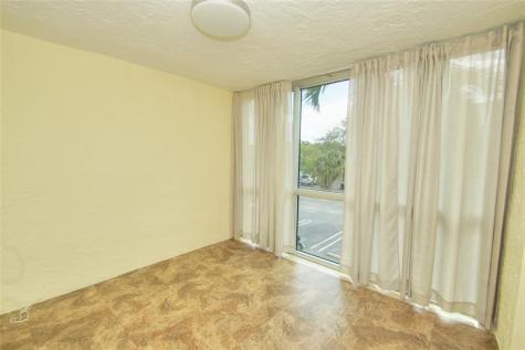 10762 La Placida Drive Coral Springs FL 33065