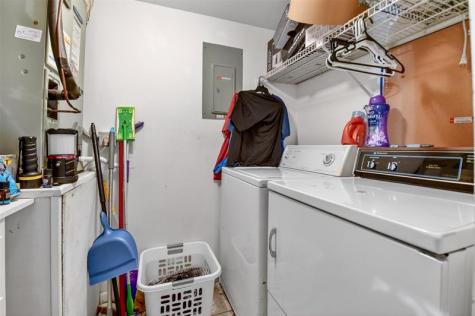 310 Knotty Pine Circle Greenacres FL 33463