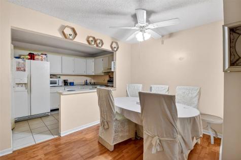 310 Knotty Pine Circle Greenacres FL 33463