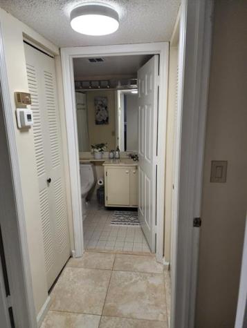 9655 N Belfort Circle Tamarac FL 33321