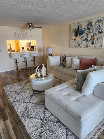 9655 N Belfort Circle Tamarac FL 33321