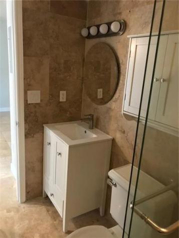 1470 N Dixie Highway Fort Lauderdale FL 33304