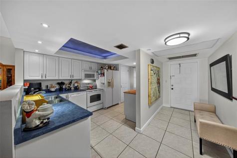 2900 N Course Drive Pompano Beach FL 33069
