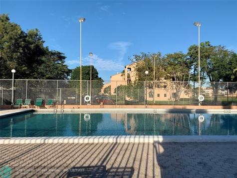 7431 NW 1st Street Margate FL 33063