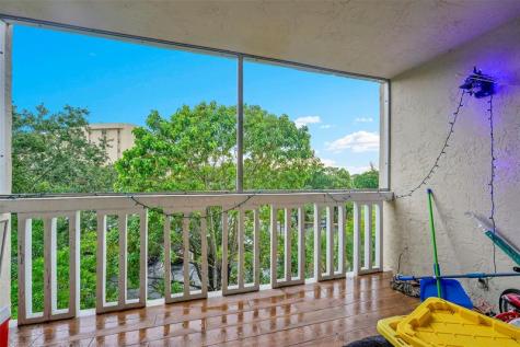 7041 Environ Boulevard Lauderhill FL 33319