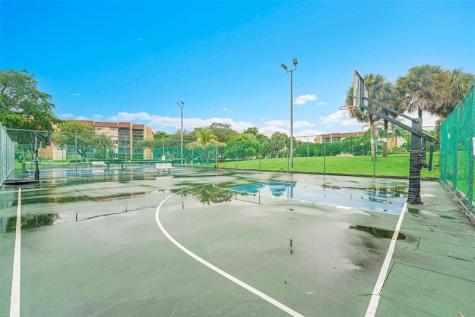 7041 Environ Boulevard Lauderhill FL 33319