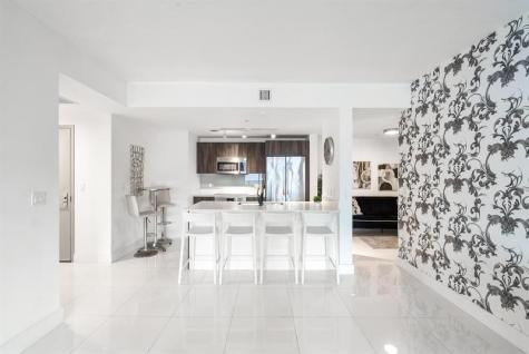 488 NE 18th Street Miami FL 33132