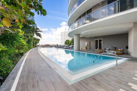 488 NE 18th Street Miami FL 33132