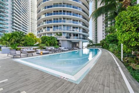 488 NE 18th Street Miami FL 33132
