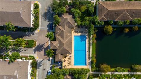 122 SW 7th Court Pompano Beach FL 33060