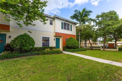 122 SW 7th Court Pompano Beach FL 33060