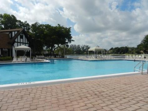 3760 Inverrary Drive Lauderhill FL 33319