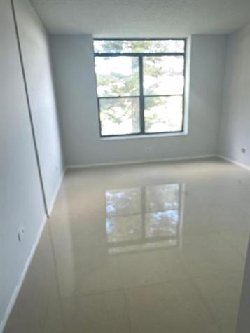 3760 Inverrary Drive Lauderhill FL 33319