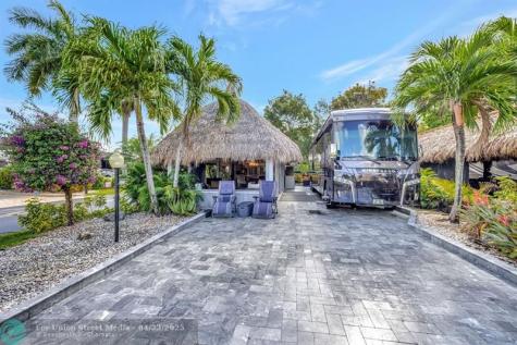 58 S Carol Parkway Margate FL 33068