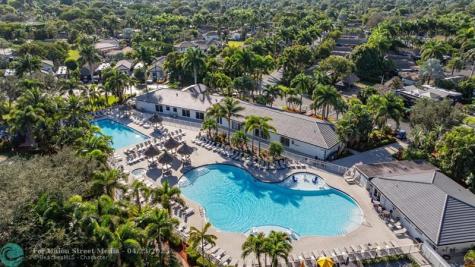 58 S Carol Parkway Margate FL 33068