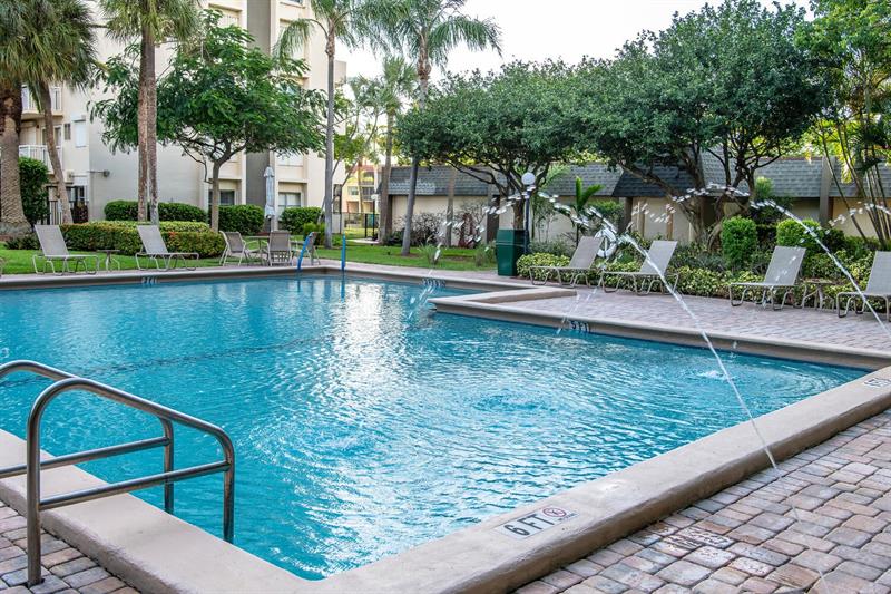 801 S Federal Highway Pompano Beach FL 33062