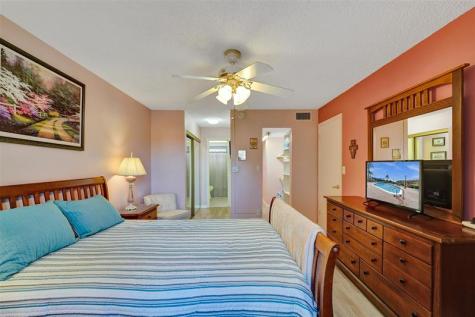 9421 Sunrise Lakes Boulevard Sunrise FL 33322