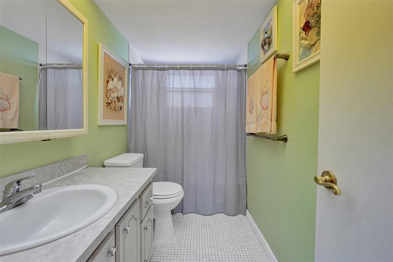 9421 Sunrise Lakes Boulevard Sunrise FL 33322