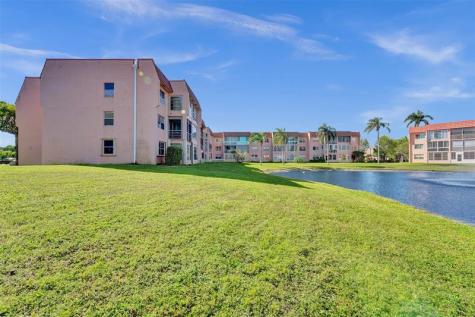 9421 Sunrise Lakes Boulevard Sunrise FL 33322