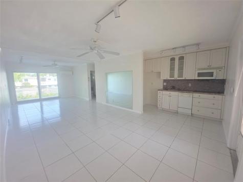 2131 NE 42nd Court Lighthouse Point FL 33064