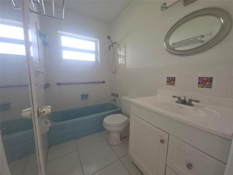 2131 NE 42nd Court Lighthouse Point FL 33064