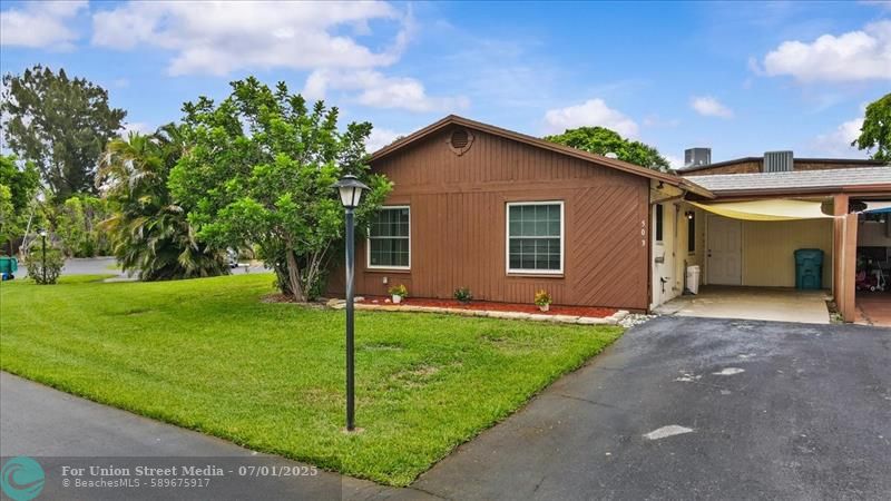 503 SE 5th Circle Boynton Beach FL 33435