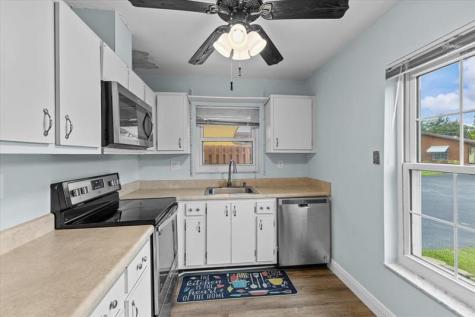 503 SE 5th Circle Boynton Beach FL 33435