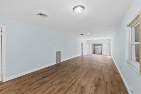 503 SE 5th Circle Boynton Beach FL 33435