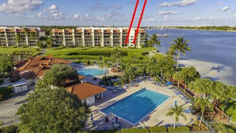 7020 Half Moon Circle Hypoluxo FL 33462