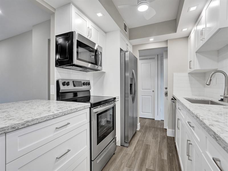 801 S Federal Highway Pompano Beach FL 33062