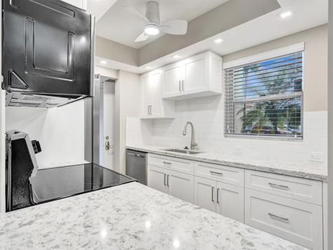 801 S Federal Highway Pompano Beach FL 33062