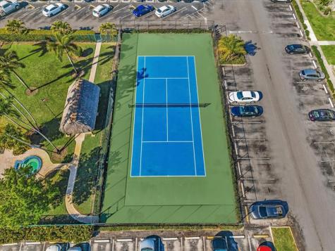 2451 SW 82nd Avenue Davie FL 33324