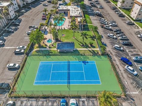 2451 SW 82nd Avenue Davie FL 33324