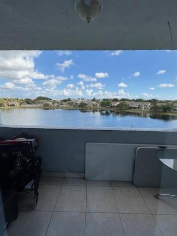 9359 Fontainebleau Boulevard Miami FL 33172