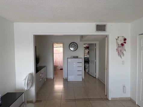 9359 Fontainebleau Boulevard Miami FL 33172