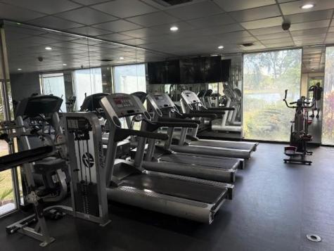 9359 Fontainebleau Boulevard Miami FL 33172