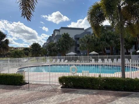 9359 Fontainebleau Boulevard Miami FL 33172