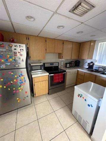 9359 Fontainebleau Boulevard Miami FL 33172