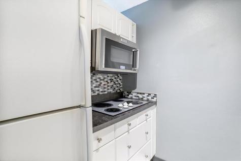 15600 NE 6th Avenue Miami FL 33162