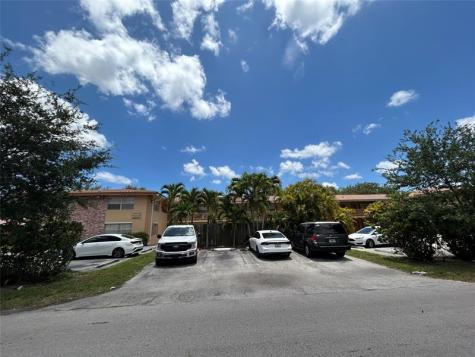 8704 NW 35th Street Coral Springs FL 33065