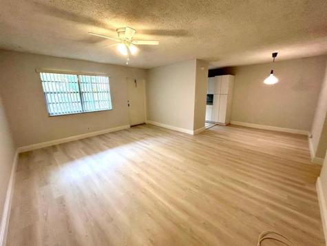 8704 NW 35th Street Coral Springs FL 33065