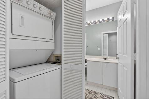 9575 Weldon Circle Tamarac FL 33321