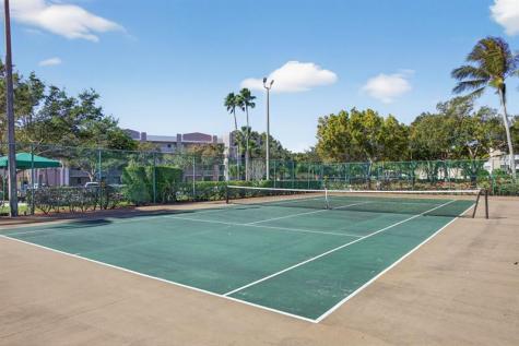 9575 Weldon Circle Tamarac FL 33321