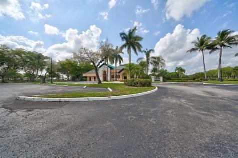 9575 Weldon Circle Tamarac FL 33321